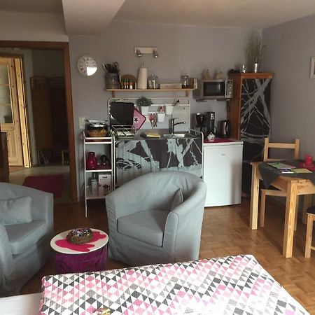Appartement Im Alten Pfarrhaus Бад Цвестен Екстериор снимка